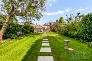 Photo 25- click for photo gallery